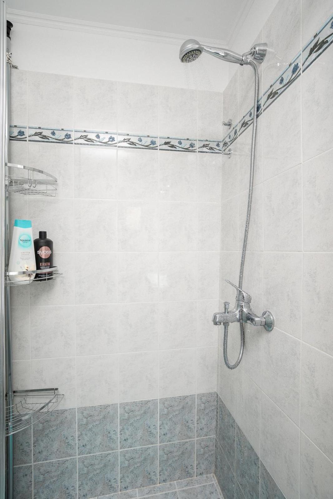 شقة Sea & Sky By Valeria Near The Airport Pórto Ráfti المظهر الخارجي الصورة